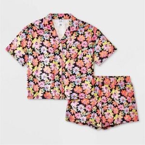Girls' Short Sleeve Floral Button-Up Pajama Set - art class™ Black/Pink …